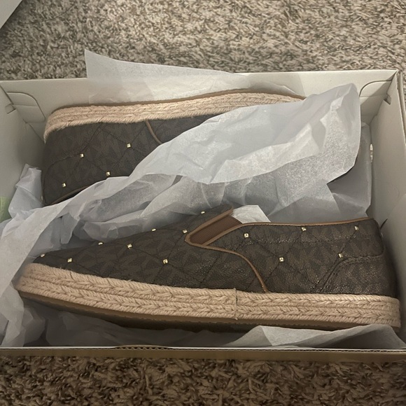 Michael Kors Libby Quilted Studded Slip On - Picture 6 of 6